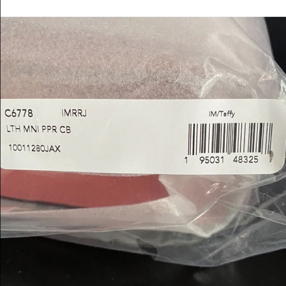 NWT 🛍 COACH Mini Pepper Crossbody - Picture 4 of 9